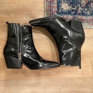 Jeffrey Campbell black ankle boots /booties. 9.5